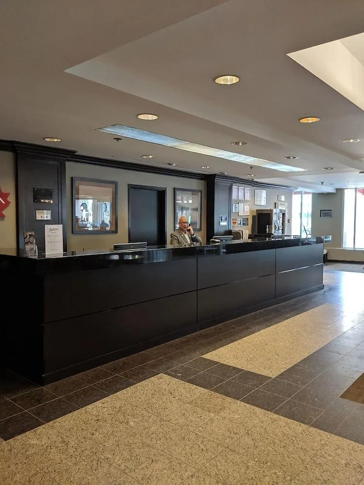 Radisson Hotel Winnipeg Downtown 4*,  Kanada