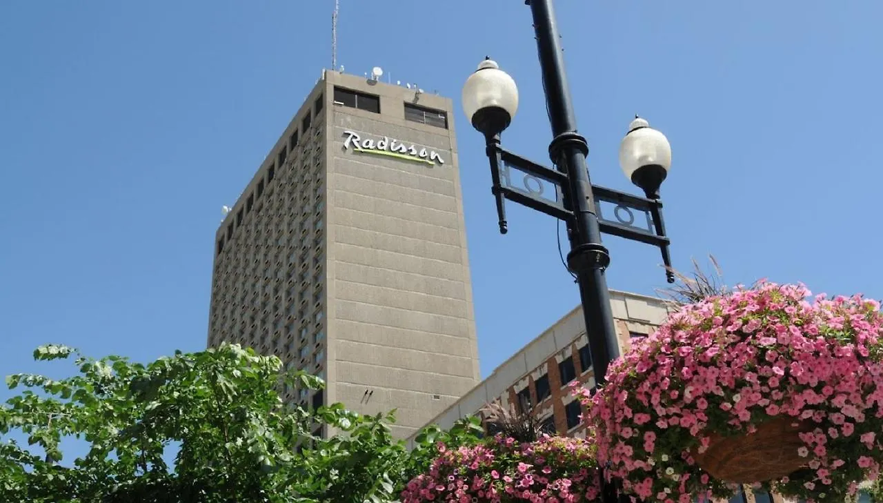 Radisson Hotel Winnipeg Downtown 4*,